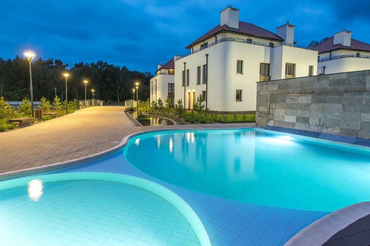Apartament Baltica Z Ogrodkiem - W Ustronnym Miejscu Tuz Przy Plazy Rogowo  Bagian luar foto